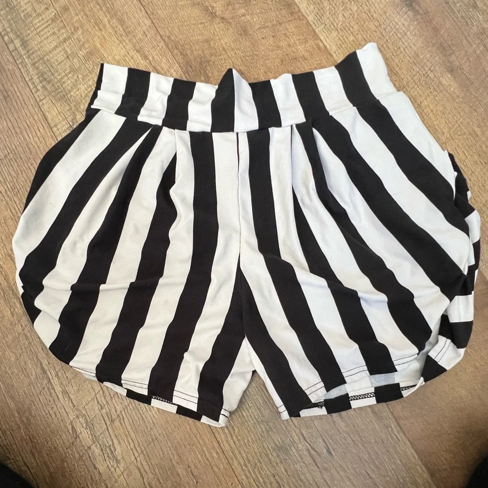 Black and White Striped Women's Shorts - Picture 1 of 3
